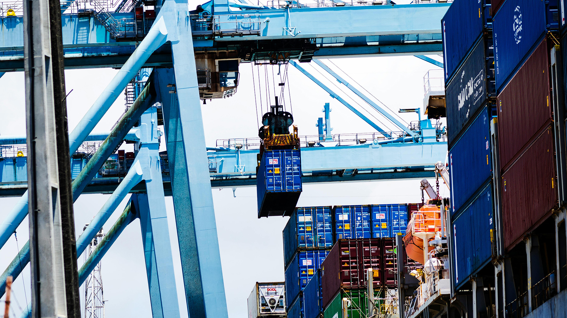shop-our-containers
